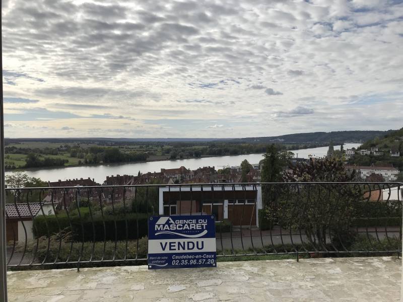 Vendu ! Superbe maison vue Seine à la Vignette à Caudebec en Caux