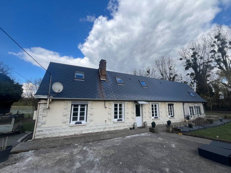 Longère à vendre - Axe Caudebec-en-Caux / Bourg-Achard - Beaux volumes