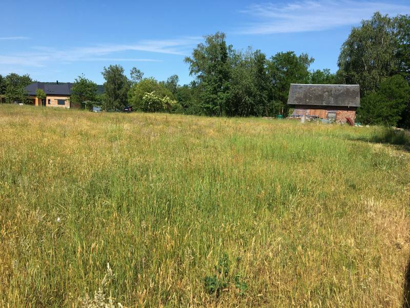 Beau terrain constructible de 2357m² à vendre à Notre Dame de Bliquetuit 76940 - Possibilité 2 parcelles - Avec bâtiment